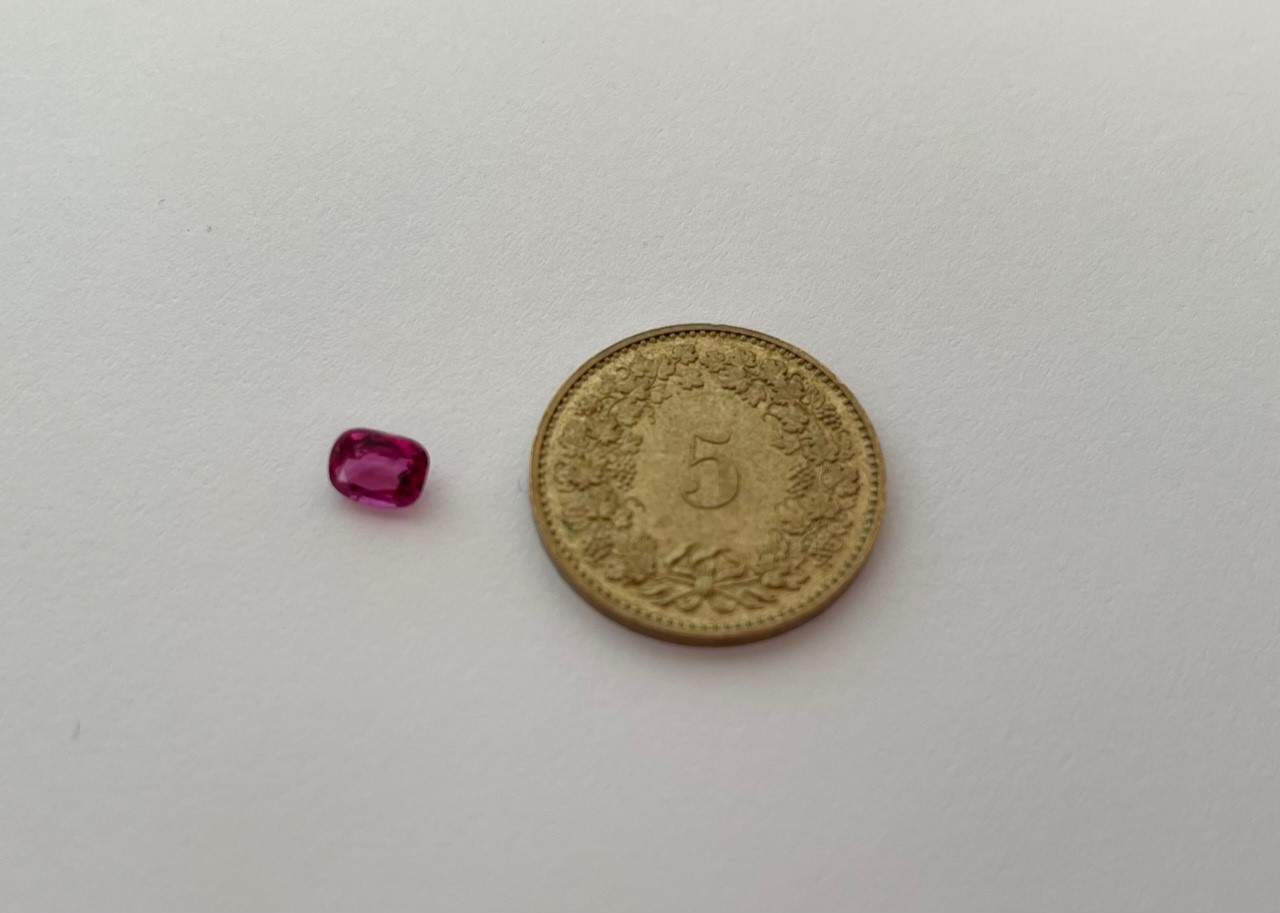 Ruby 0.4 ct.