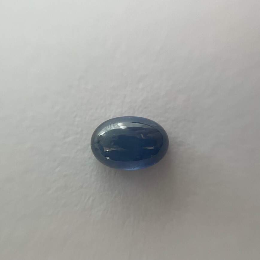 Sapphire Cabochon 0.8 ct.