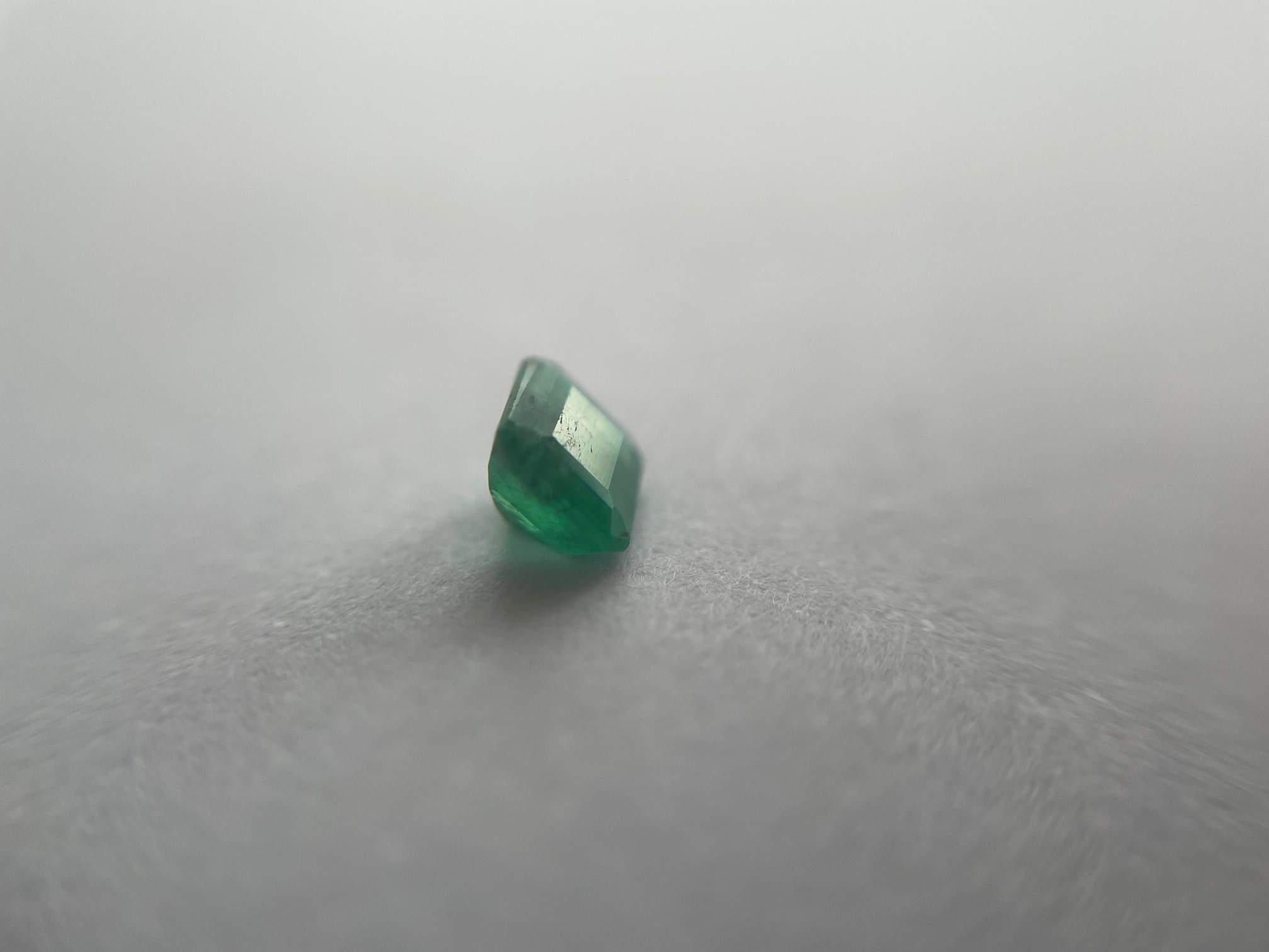 Emerald 0.42 ct.