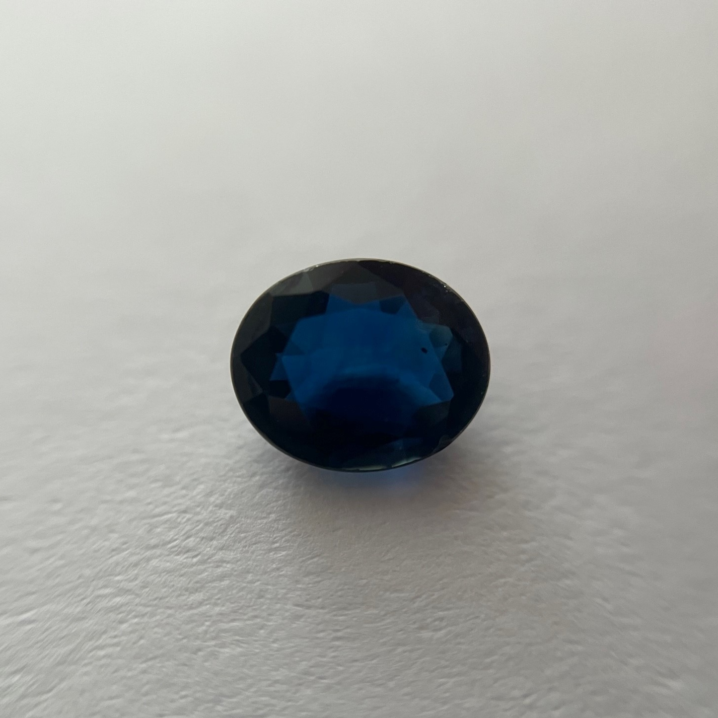 Sapphire 0.75 ct.