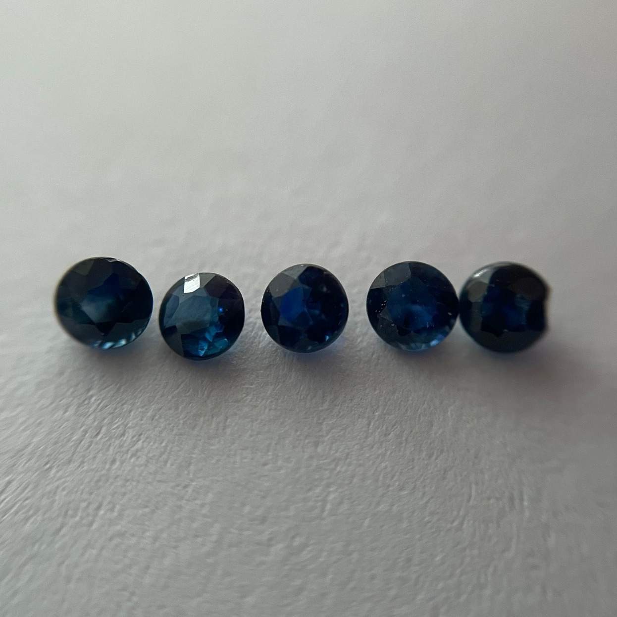 Sapphires 0.5 ct.