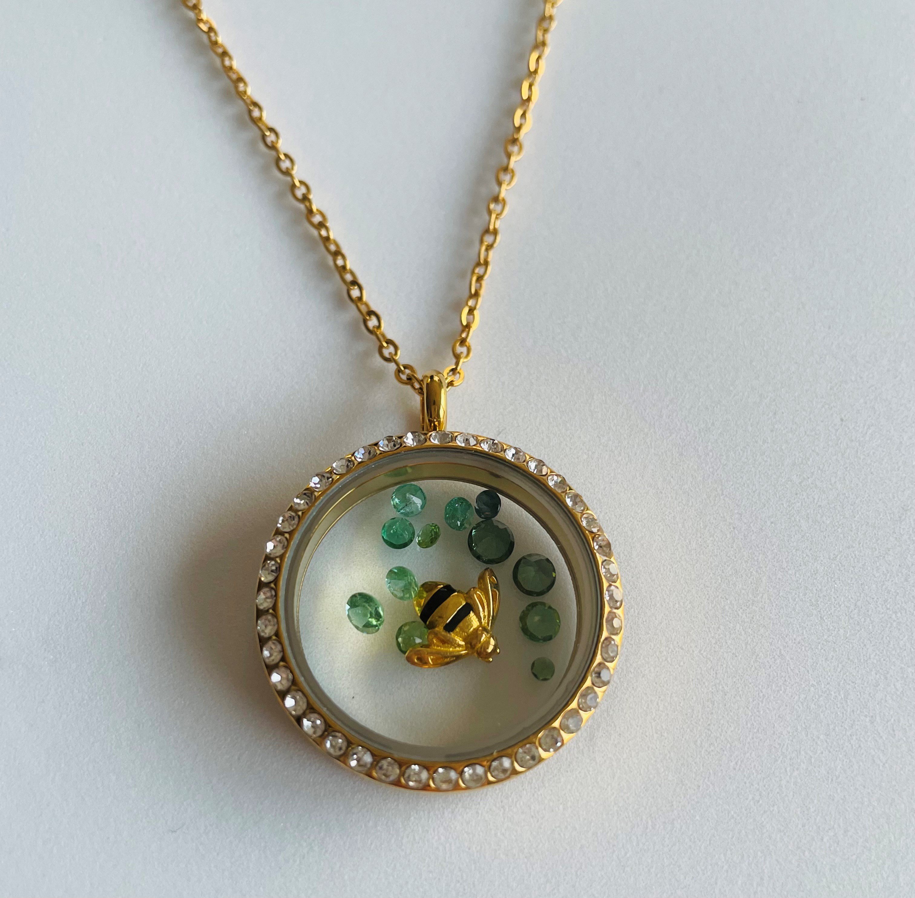 Necklace – Queen Bee