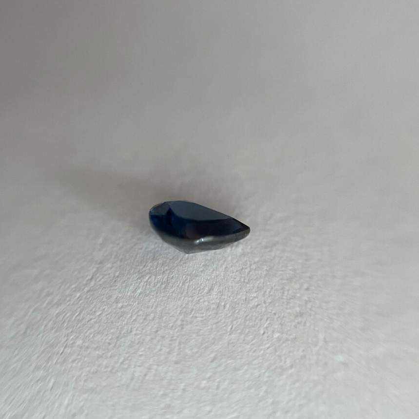 Sapphire 0.35 ct.