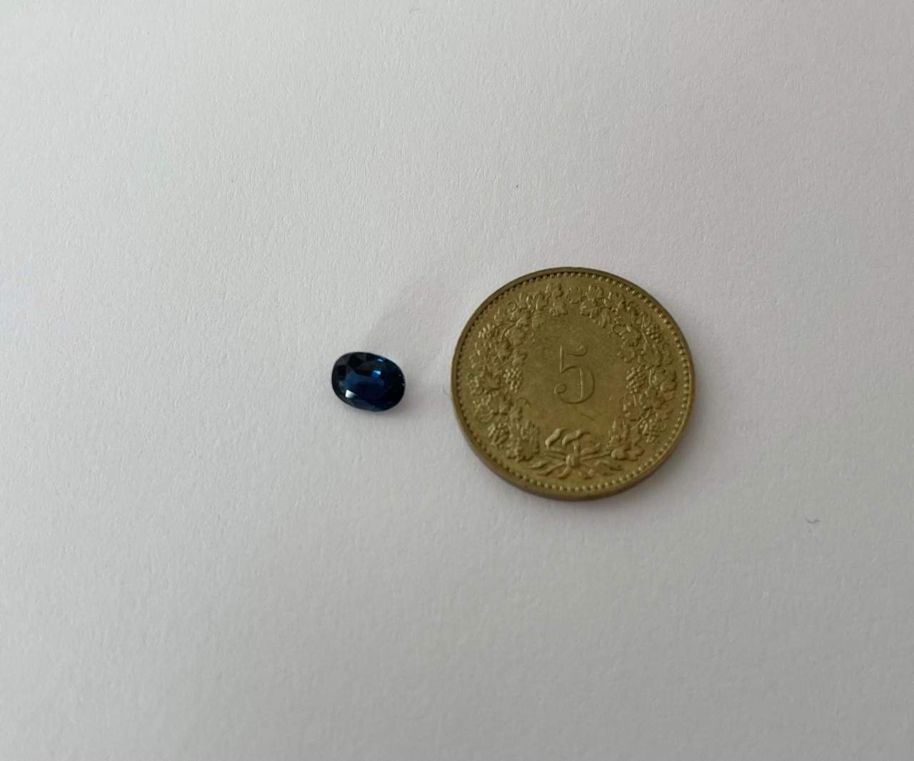 Sapphire 0.4 ct.