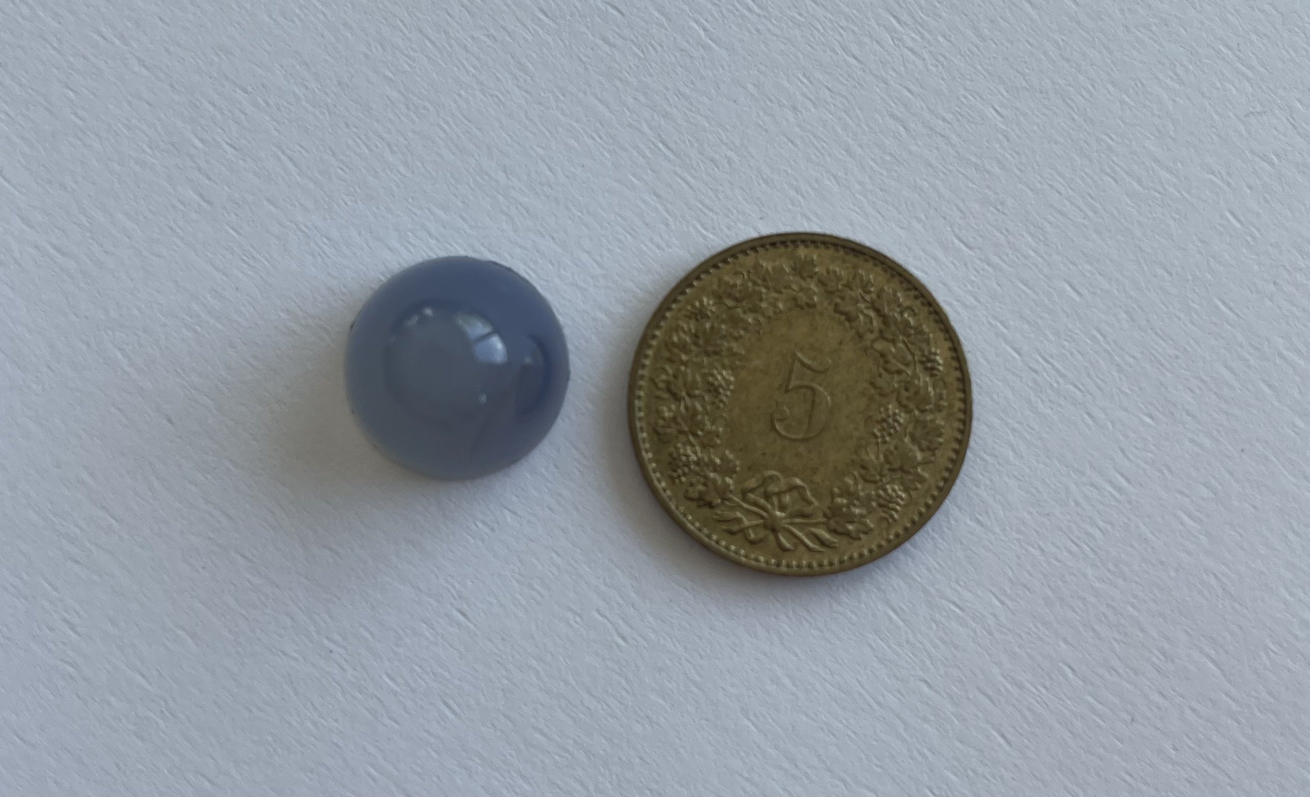 Chalcedony 5.8 ct.