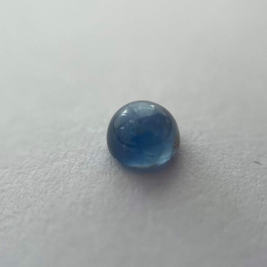 Sapphire Cabochon 0.45 ct.