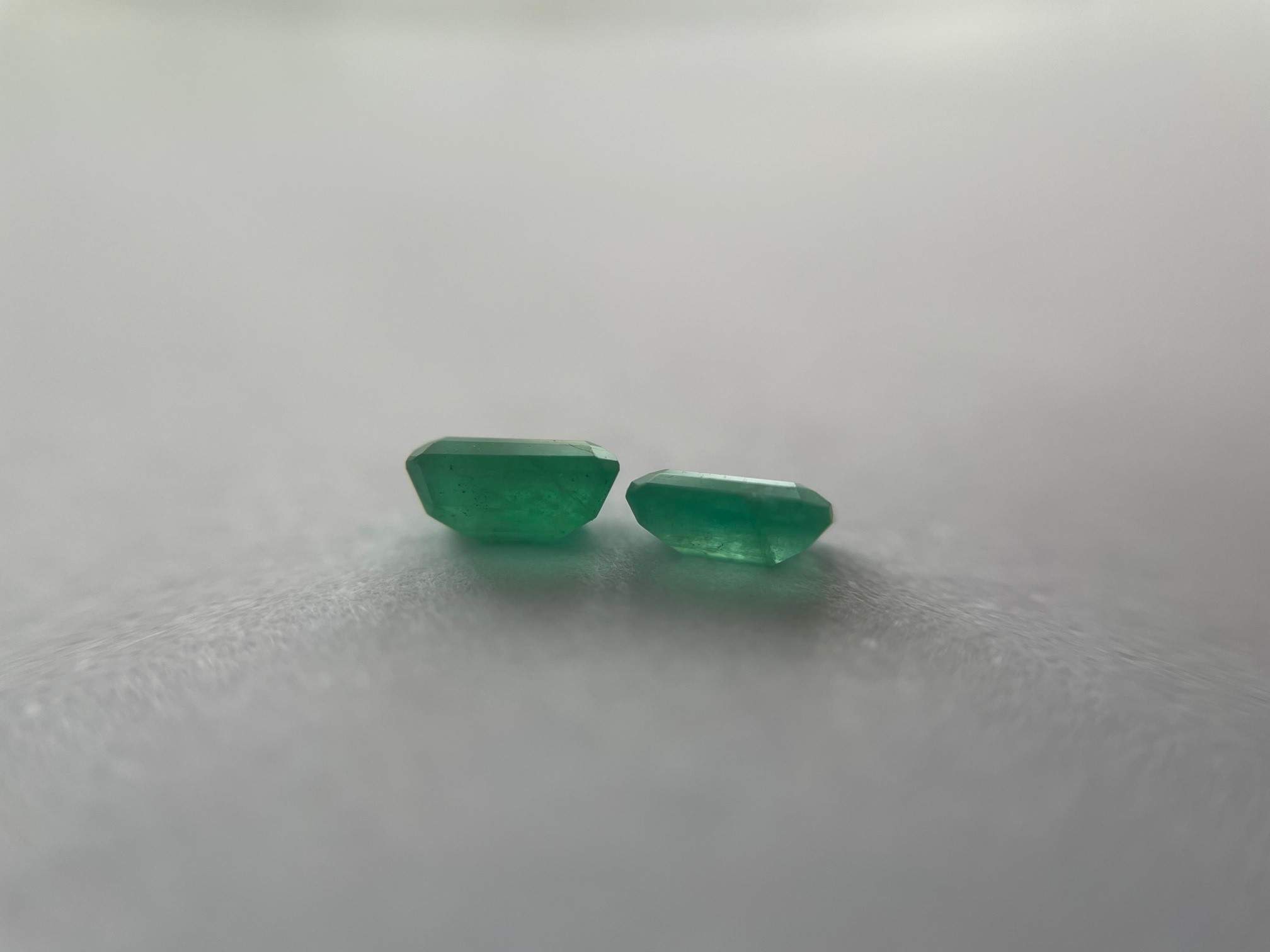 Emeralds 0.44 ct.