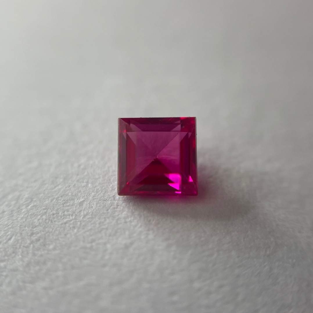 Synthetic Ruby 0.3 ct.