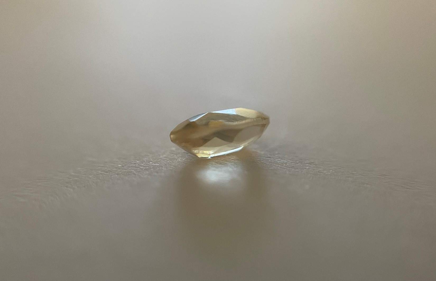 Citrine 0.4 ct.