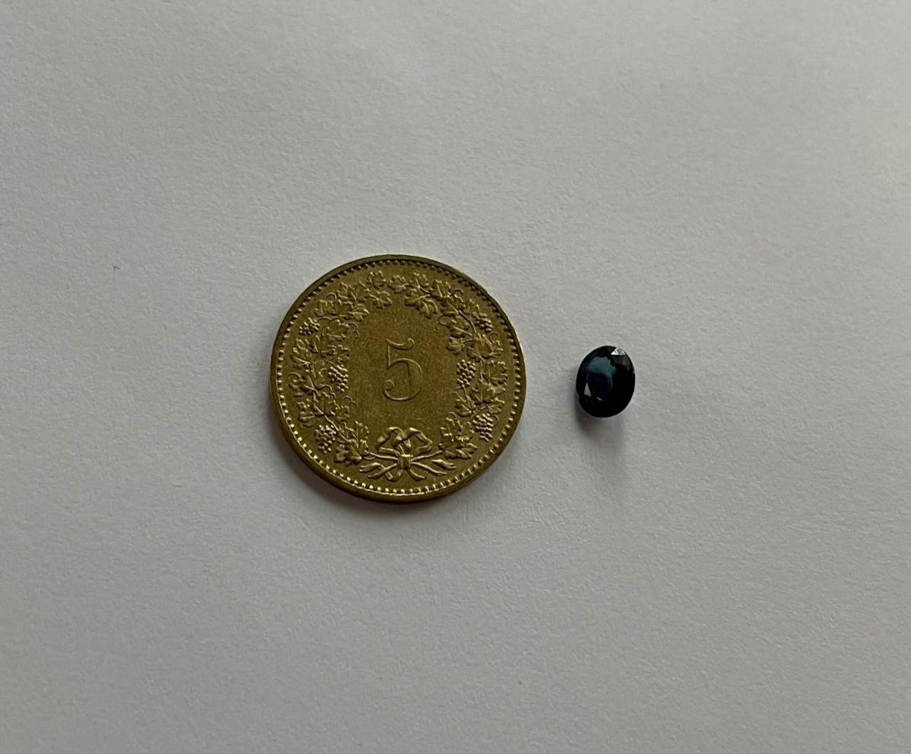 Sapphire 0.4 ct.