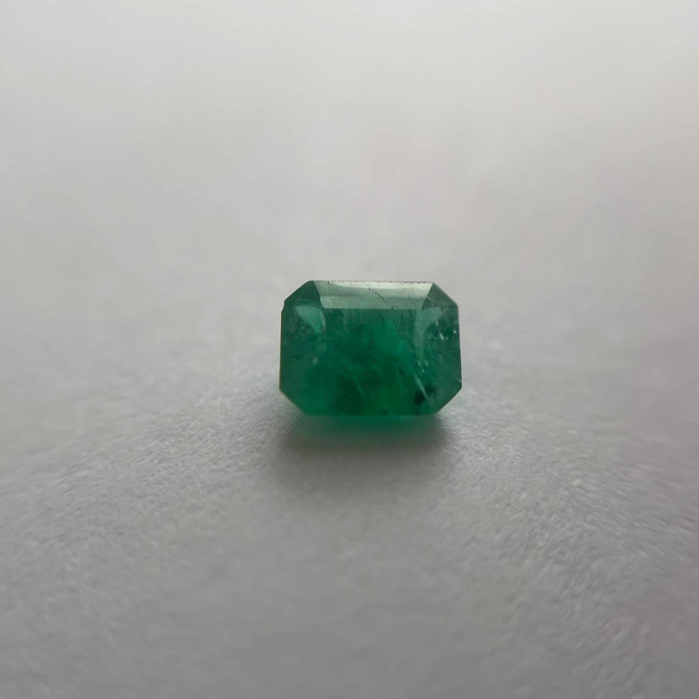 Emerald 0.44 ct.