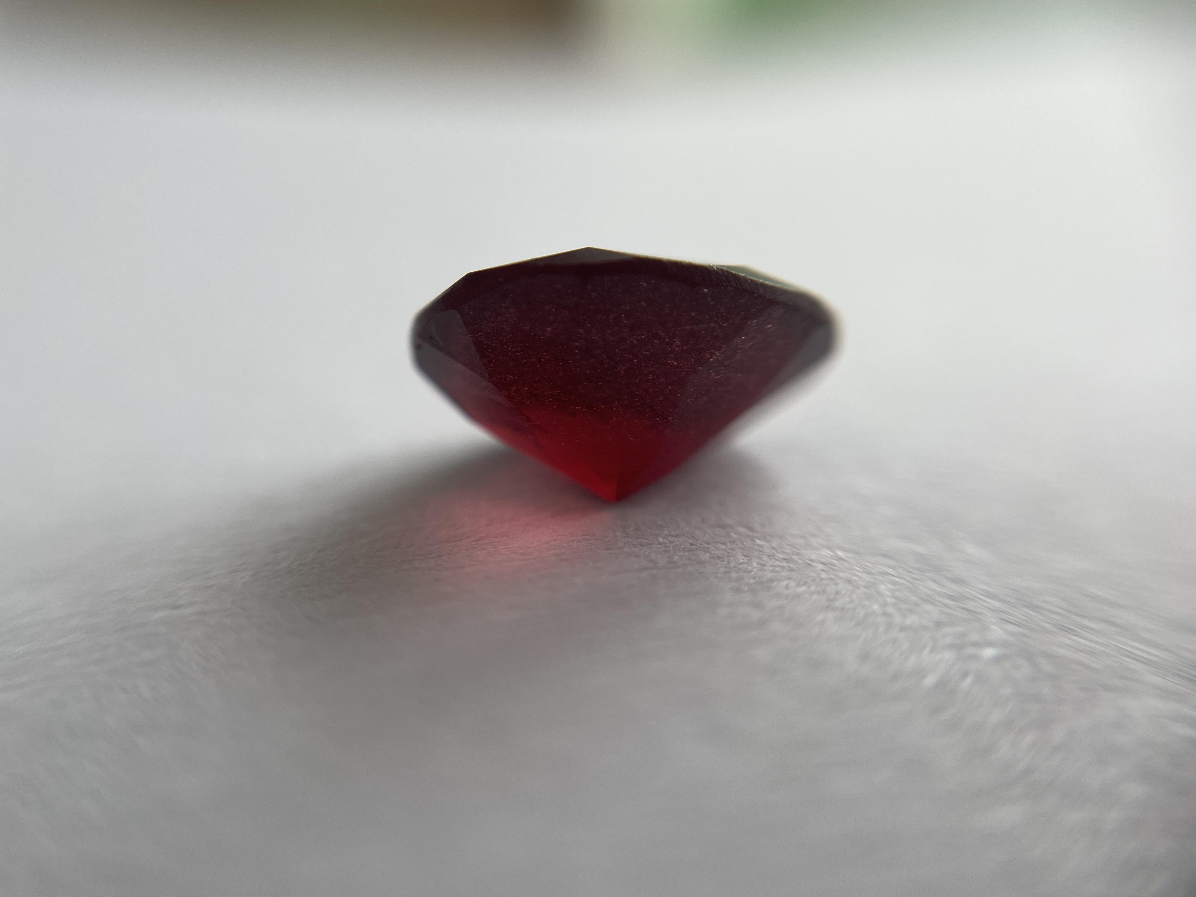 Garnet 5 ct.