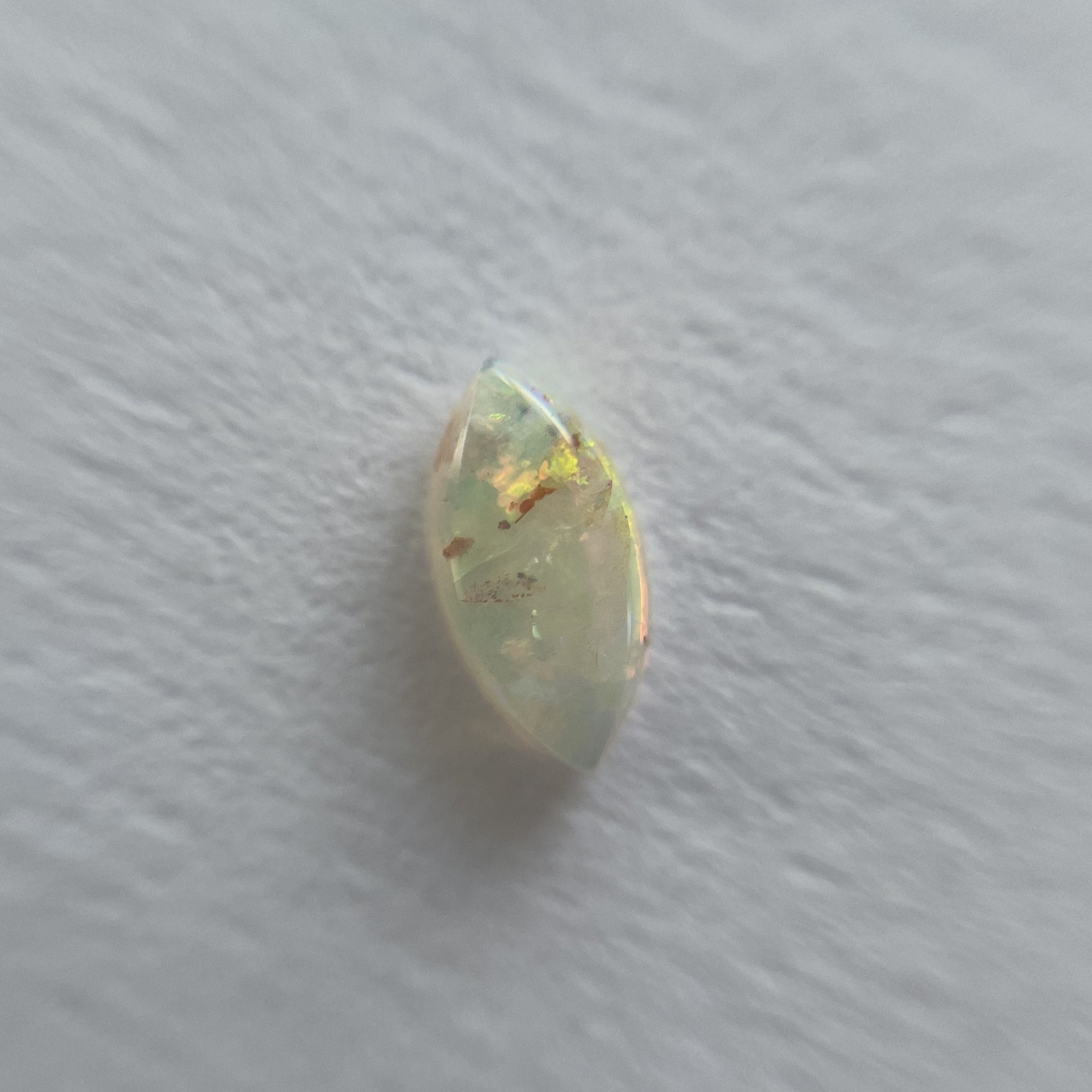 Opal 0.17 ct.