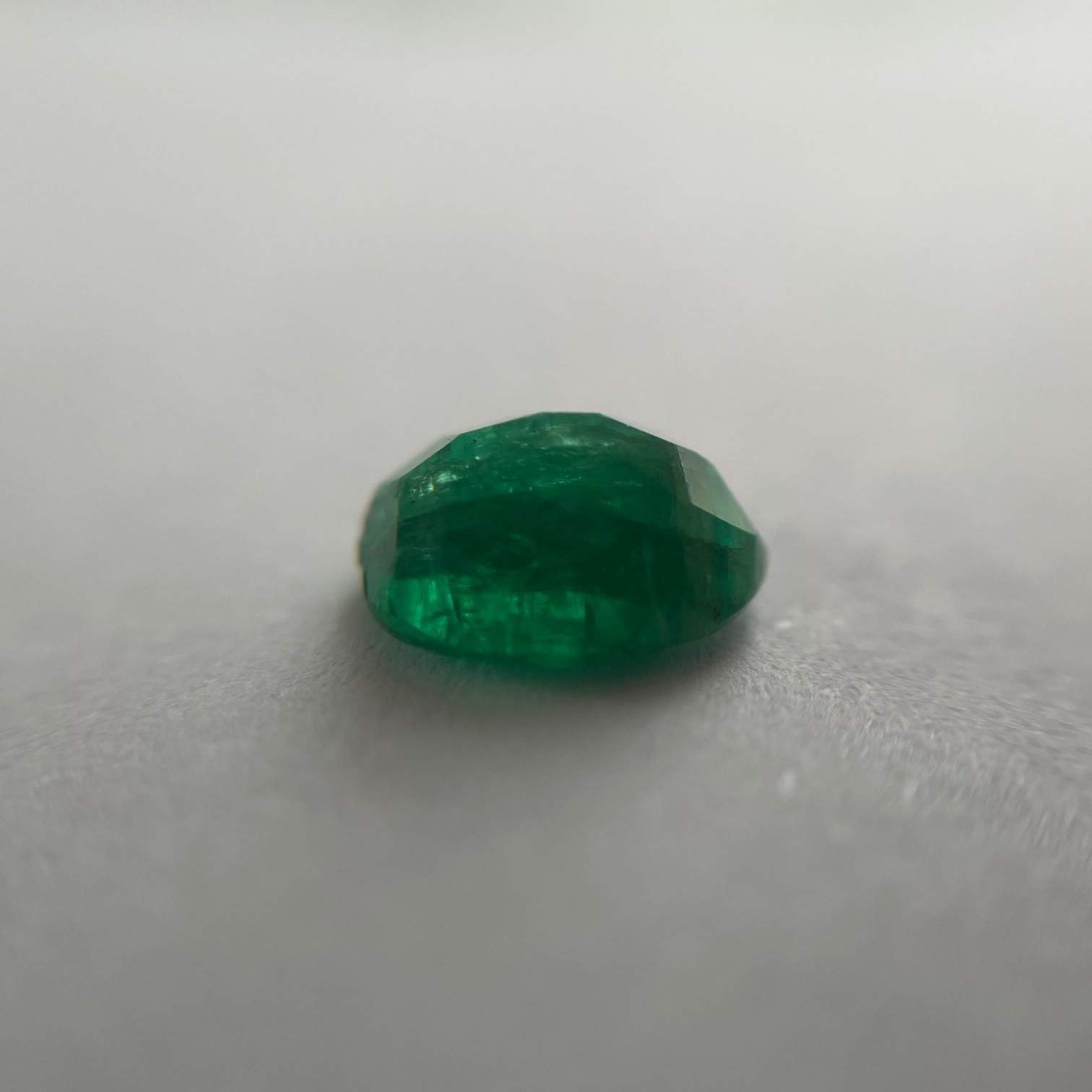 Emerald 1.2 ct.