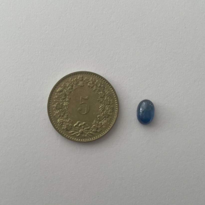 Sapphire Cabochon 0.8 ct.