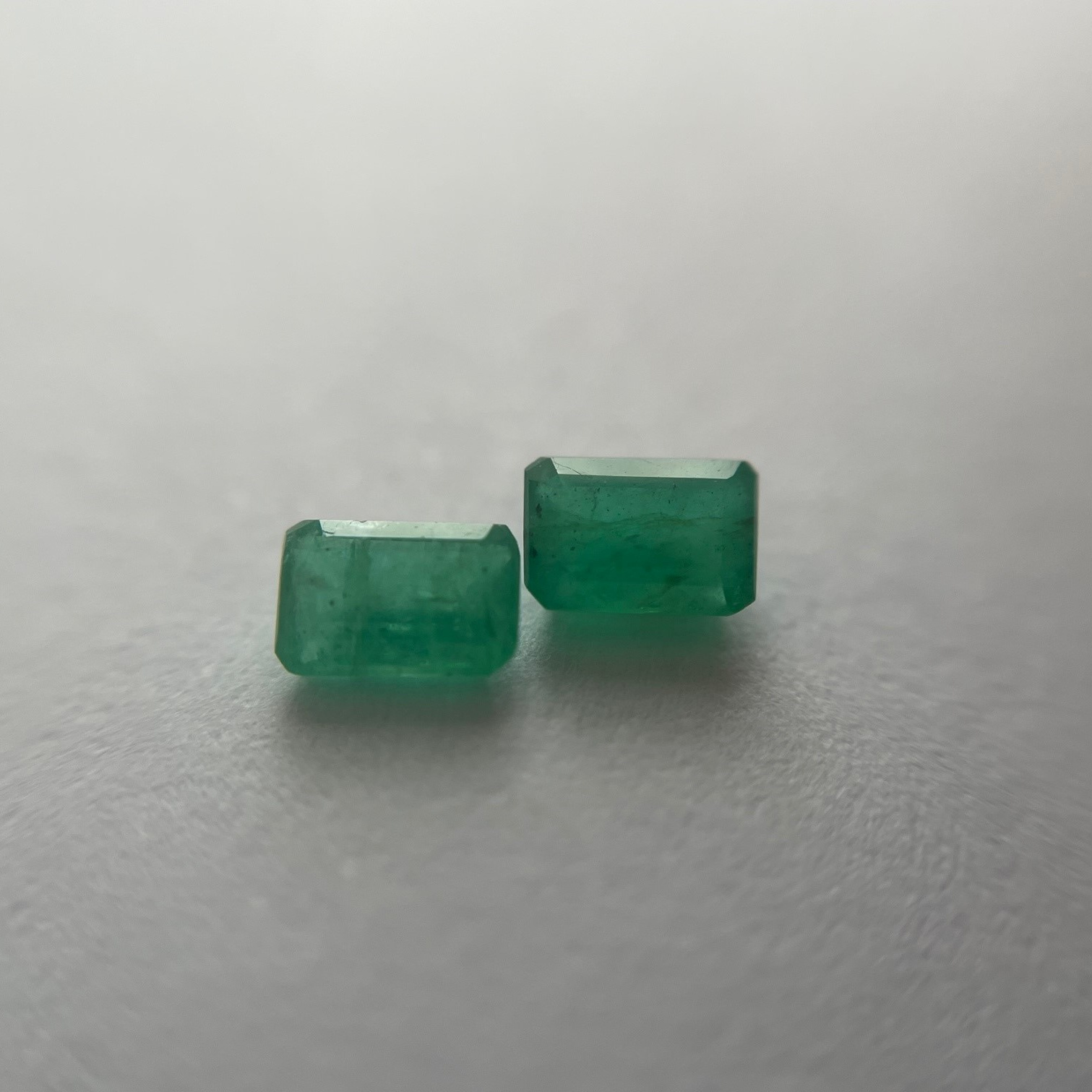 Emeralds 0.44 ct.