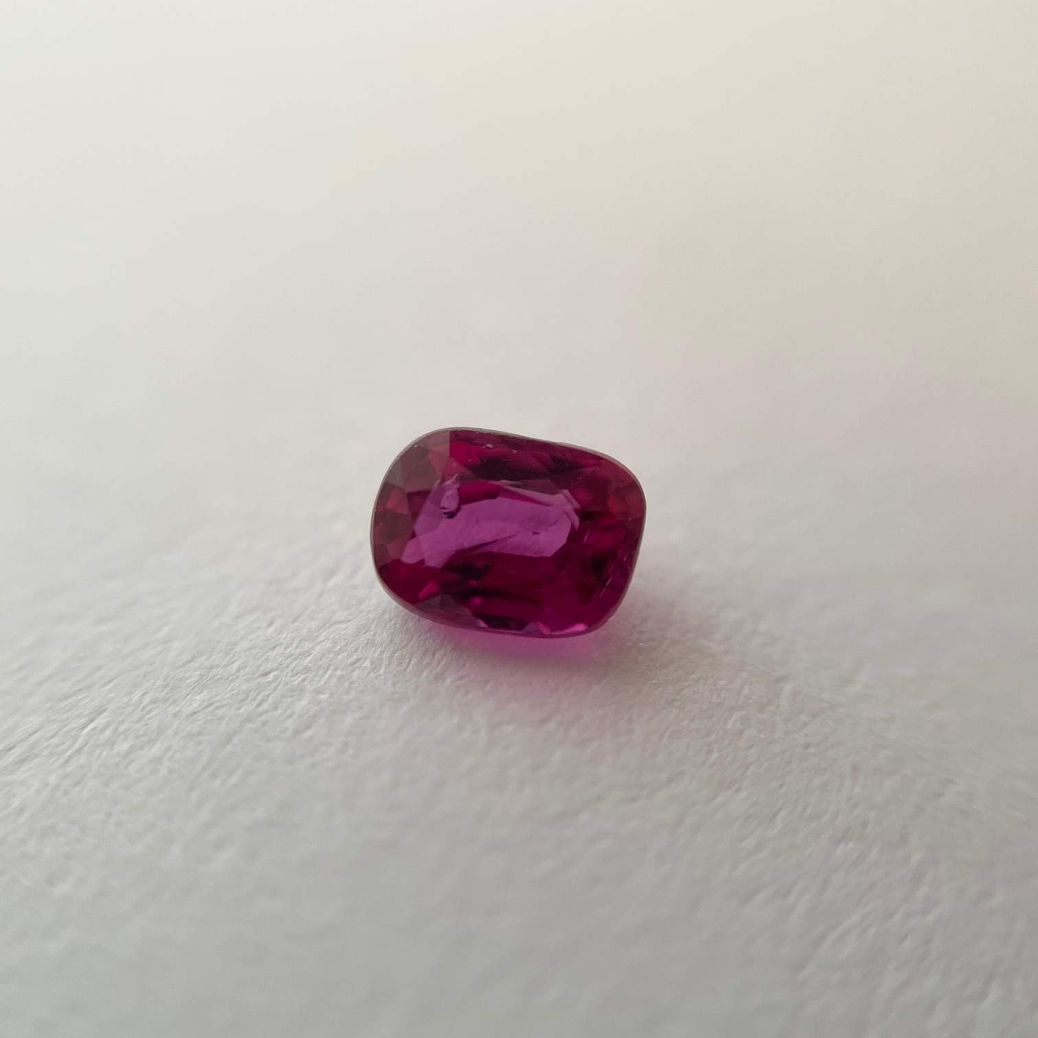 Ruby 0.4 ct.