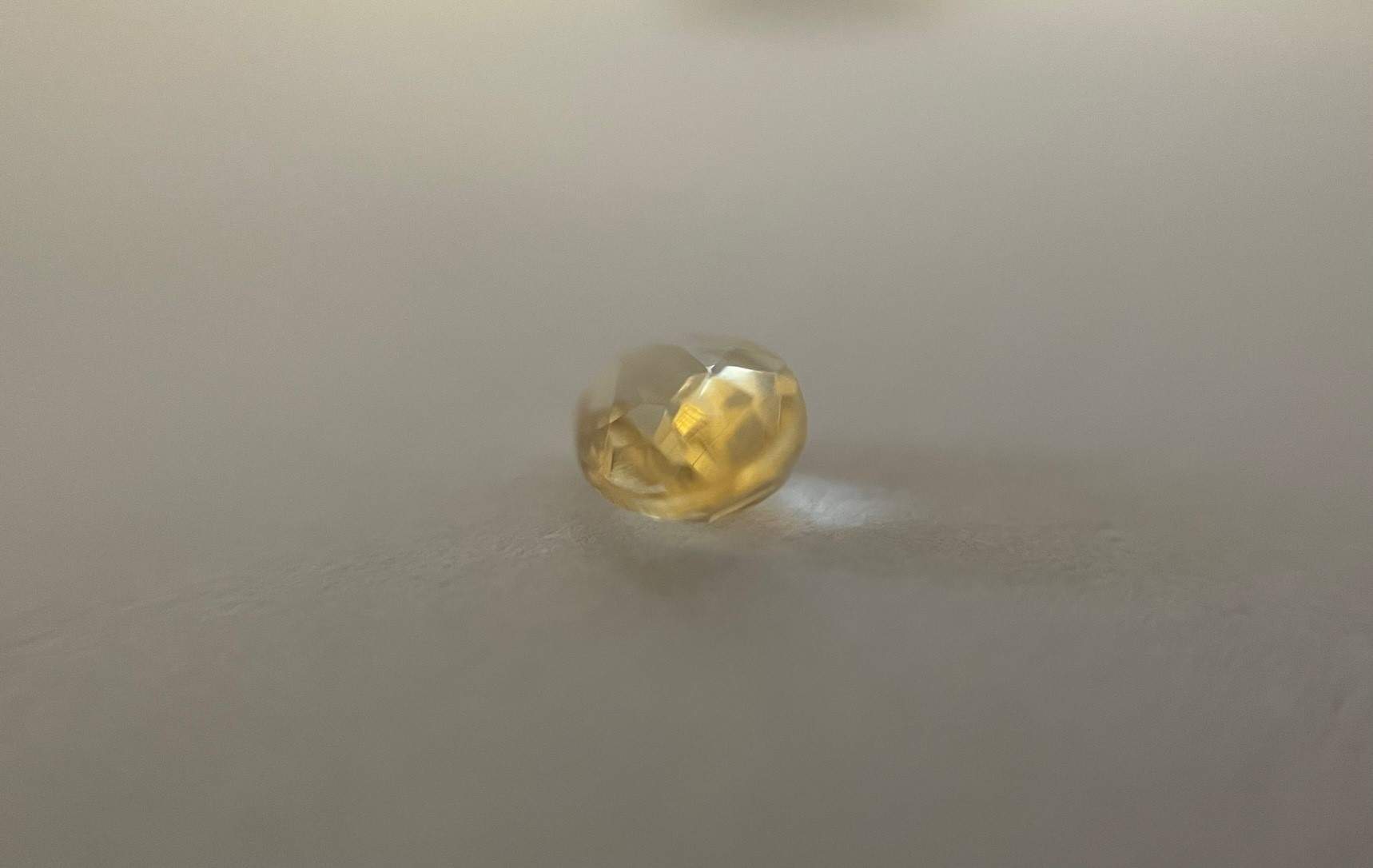 Citrine 0.4 ct.