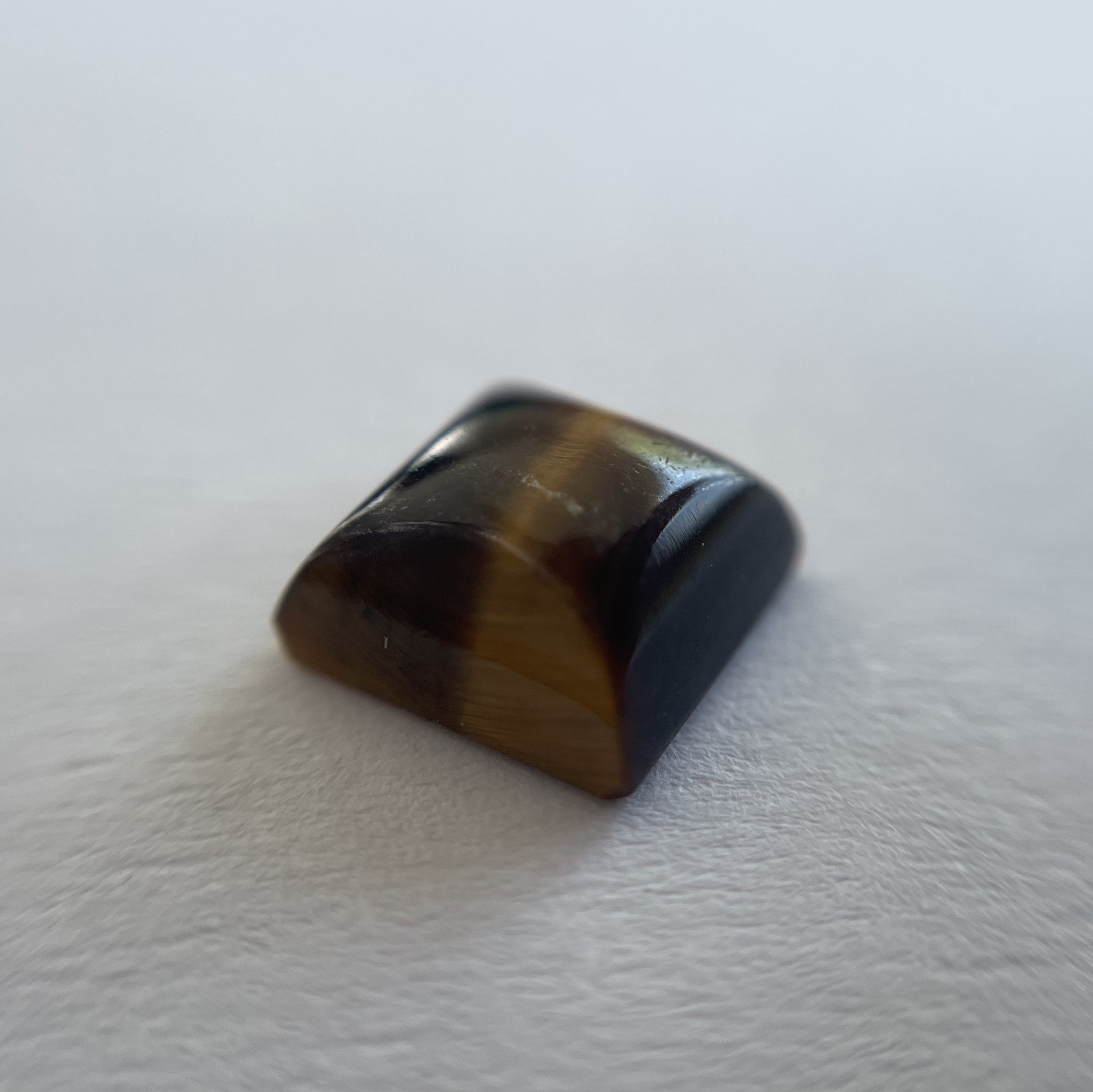 Tiger Eye 2.3 ct.