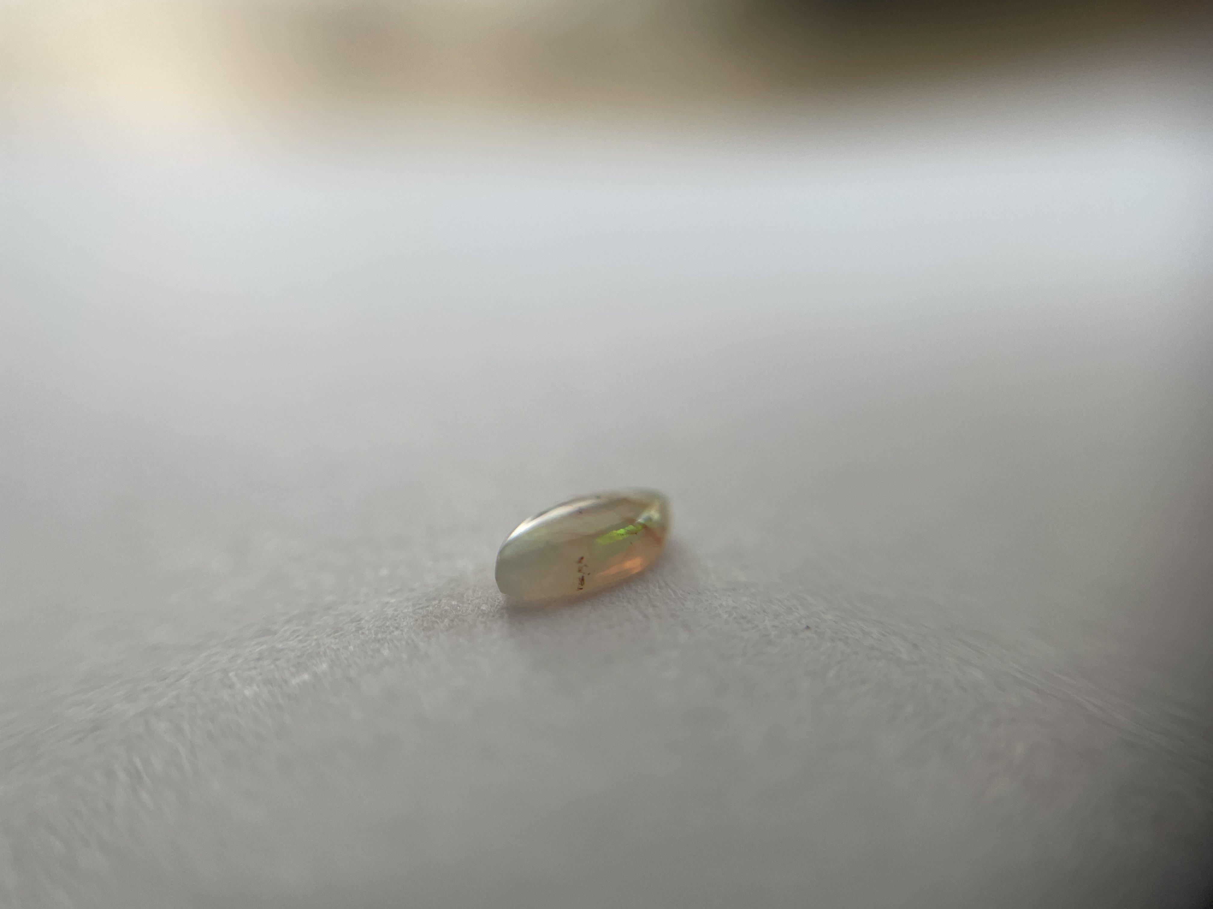 Opal 0.17 ct.