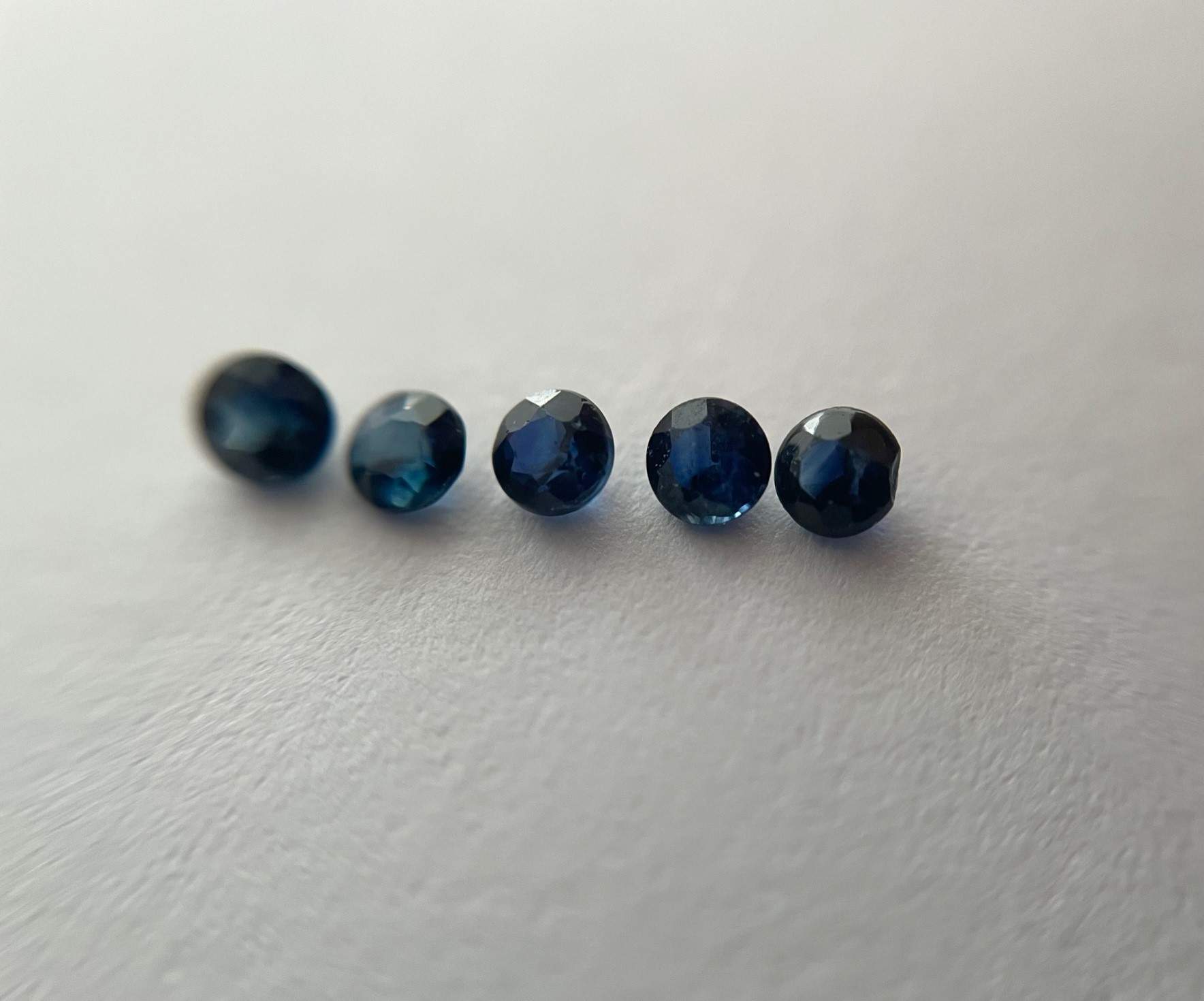 Sapphires 0.5 ct.