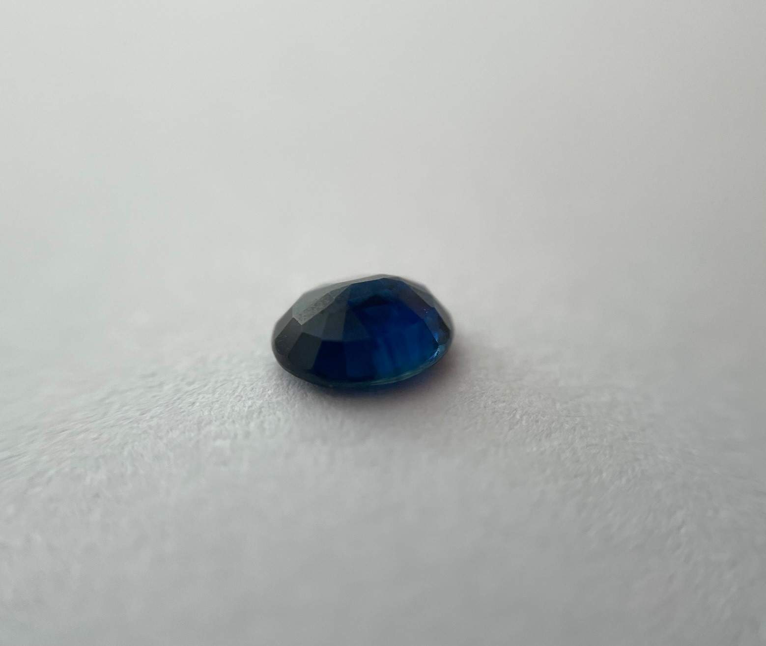 Sapphire 0.75 ct.