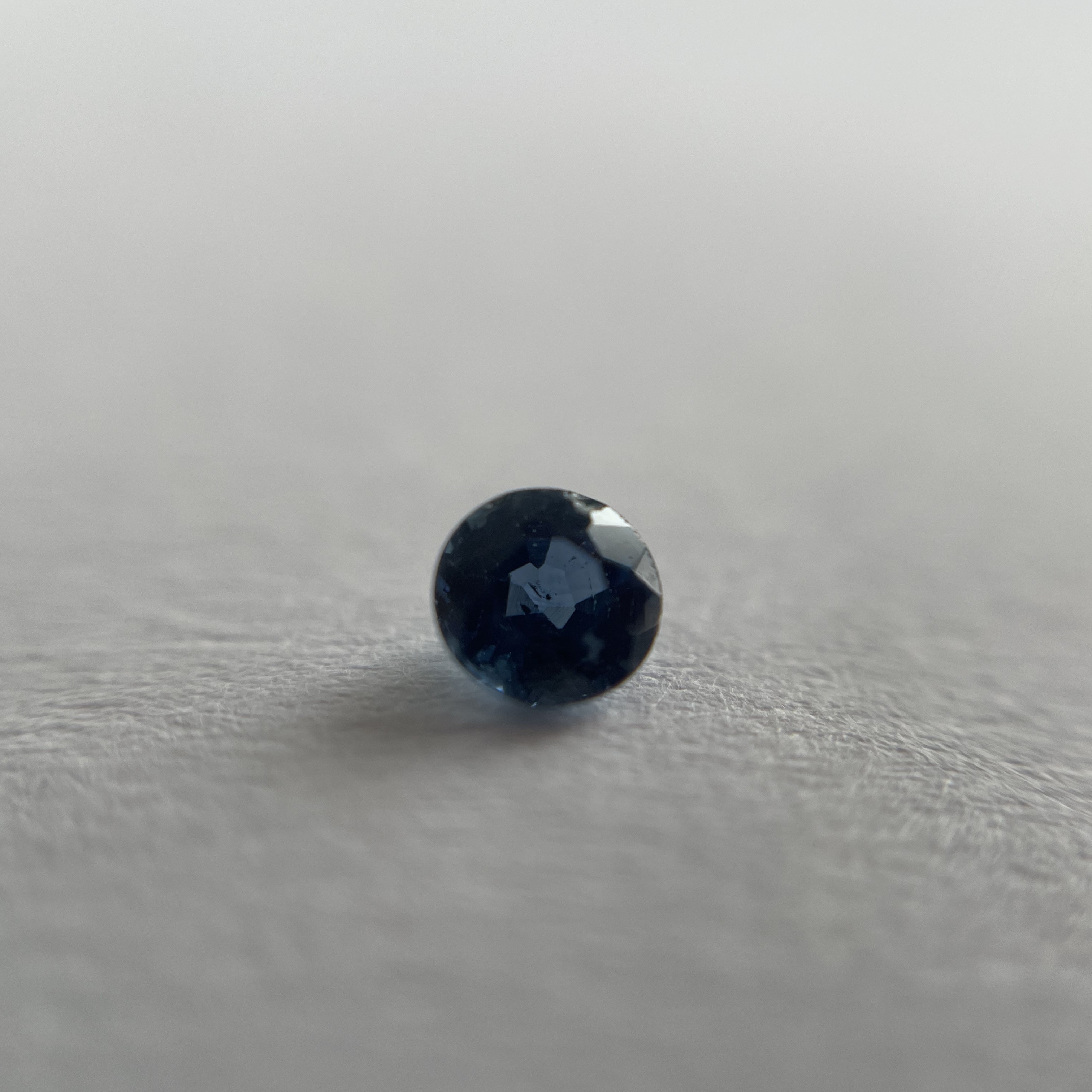 Sapphire 0.25 ct.