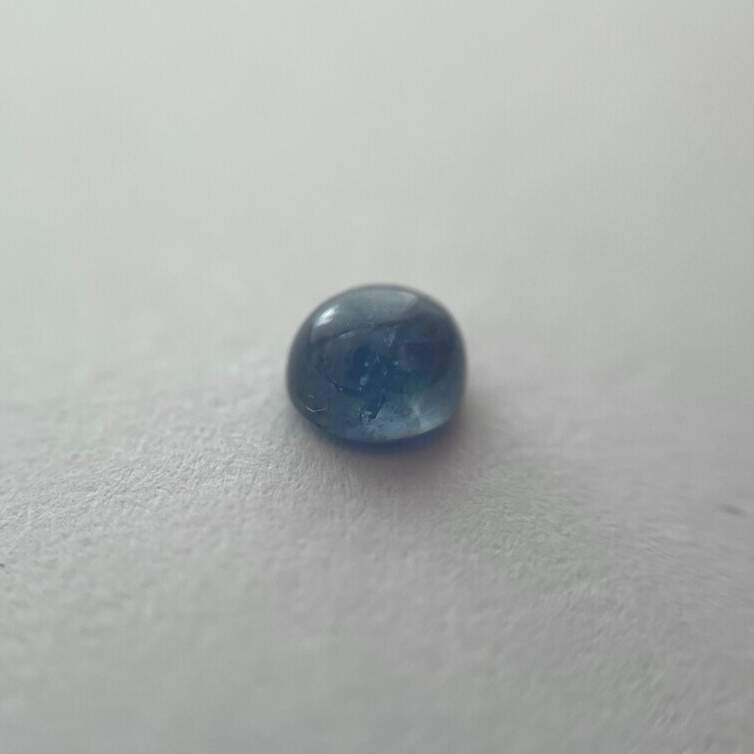 Sapphire Cabochon 0.45 ct.