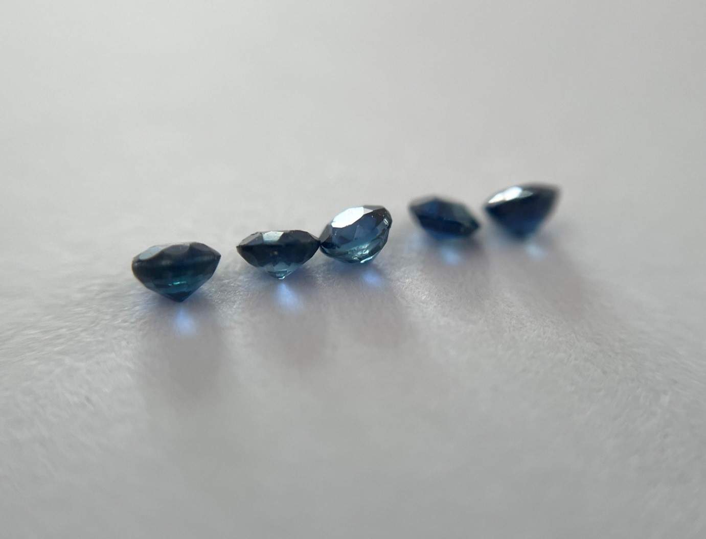 Sapphires 0.5 ct.