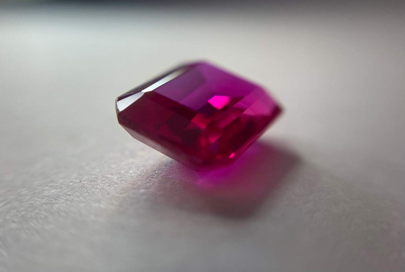 Synthetic Ruby 3.8 ct.